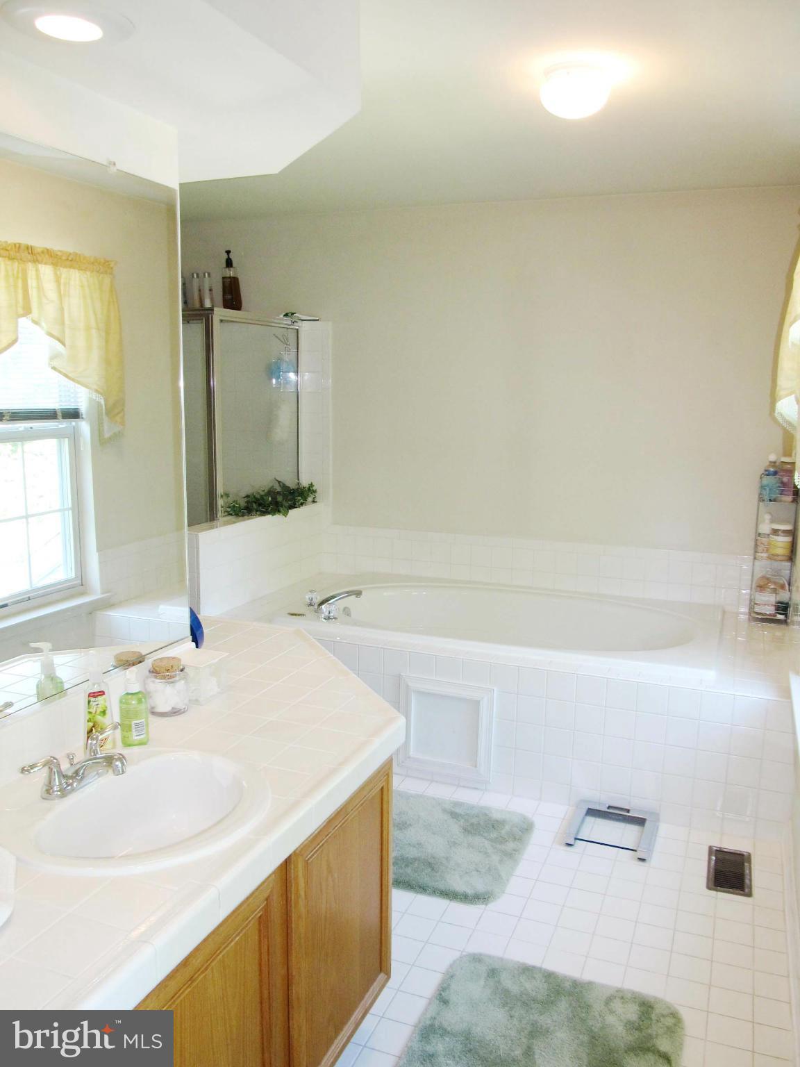 STREAMVIEW SUB - Residential