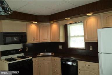 ESSEX - Residential Lease