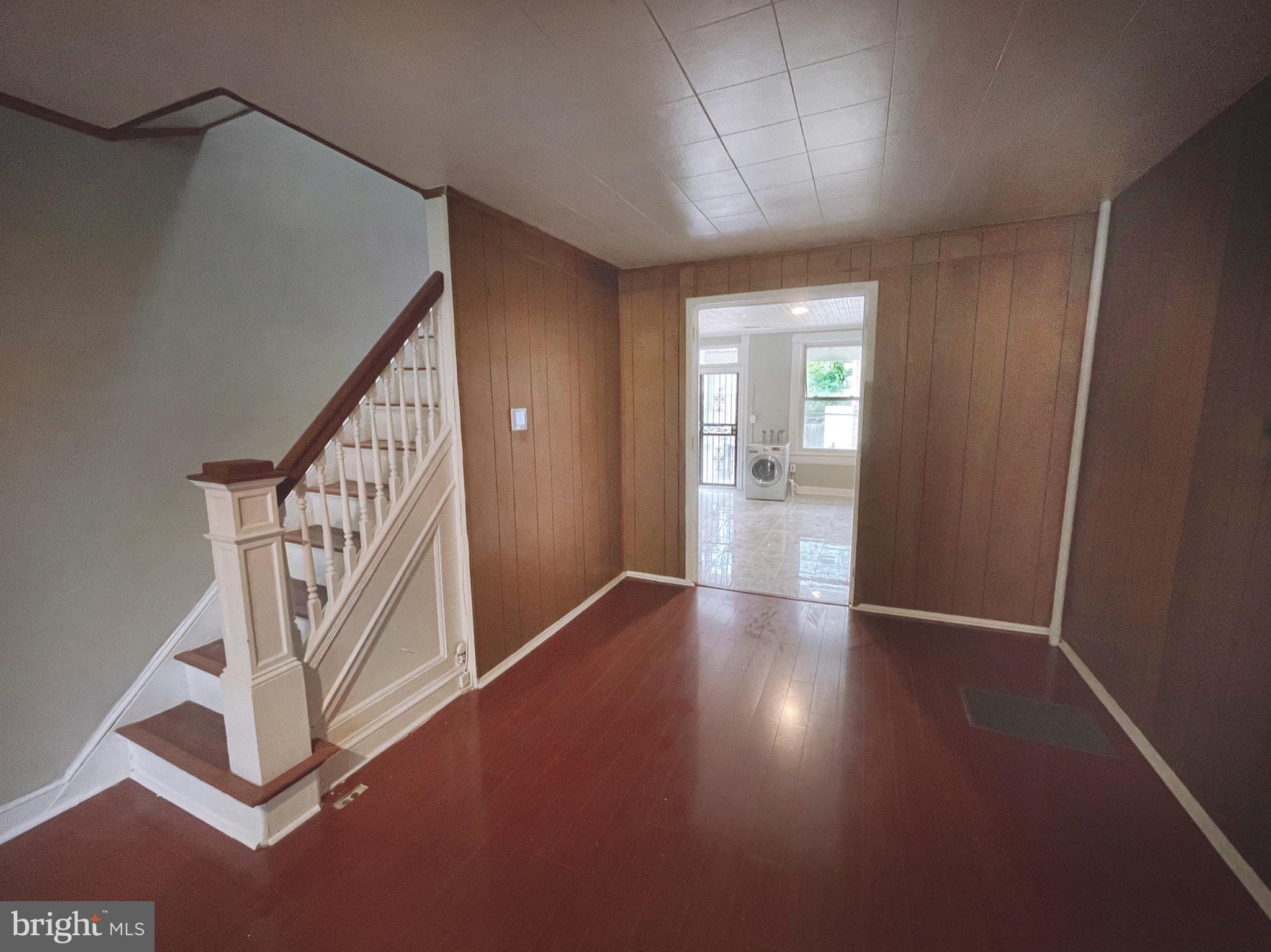 1113 BAYARD STREET