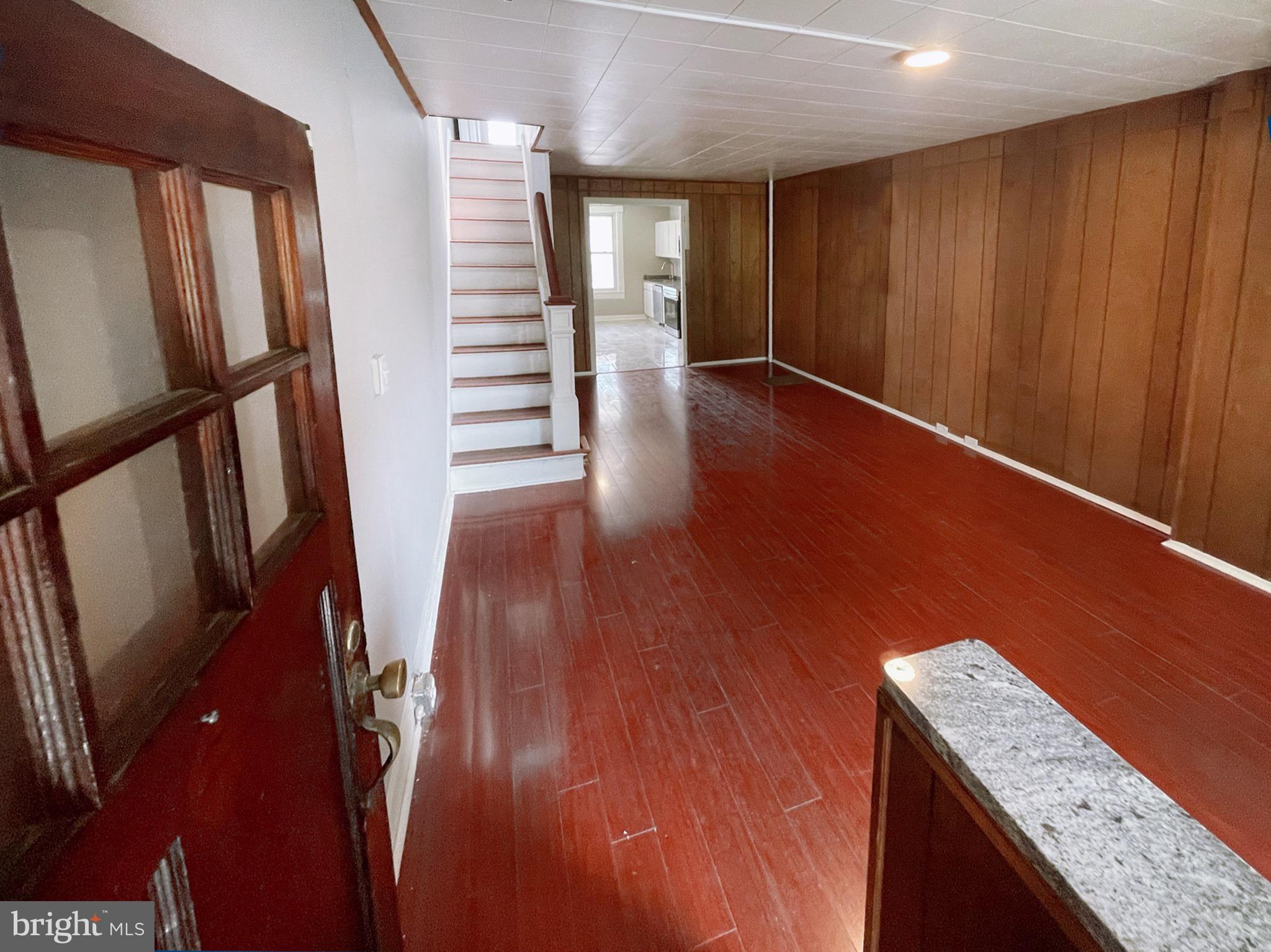 1113 BAYARD STREET