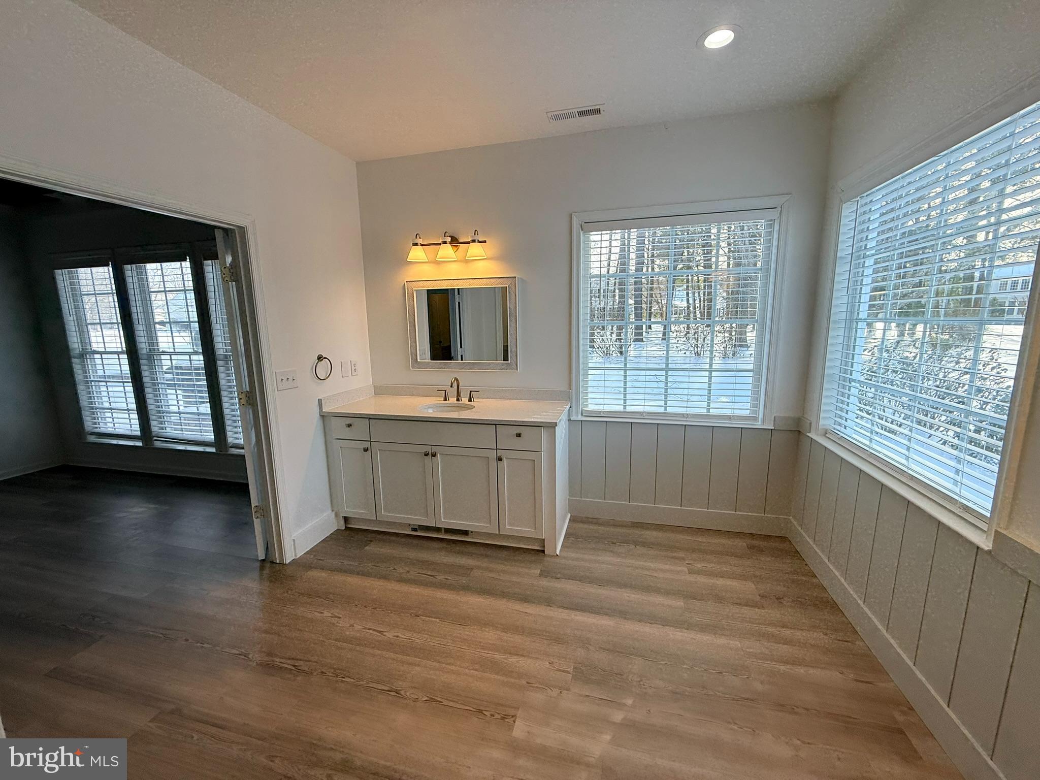 EASTON CLUB EAST - Residential