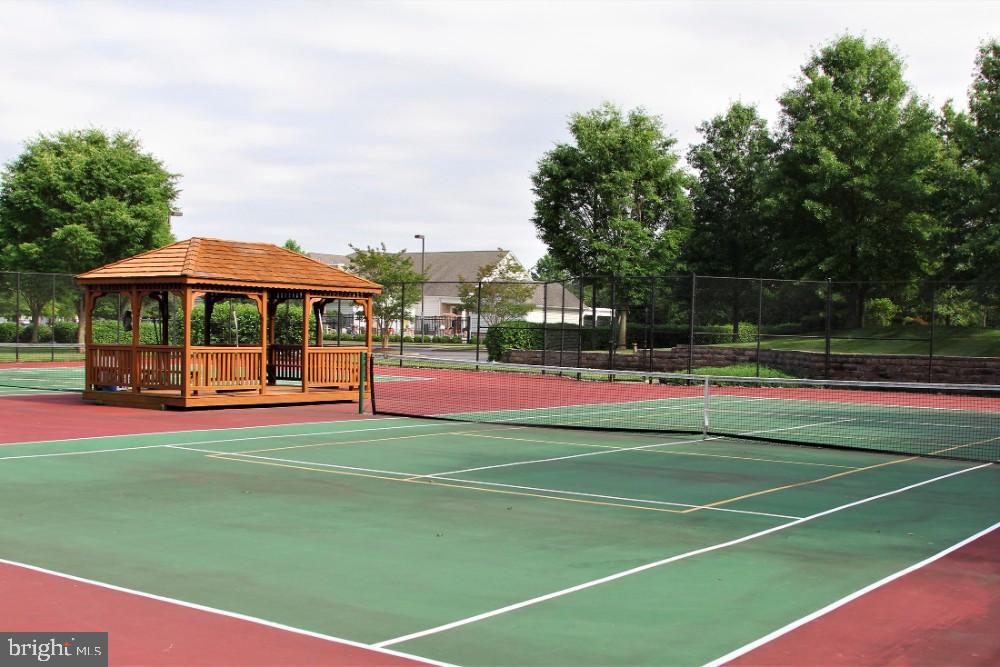 EASTON CLUB EAST - Residential