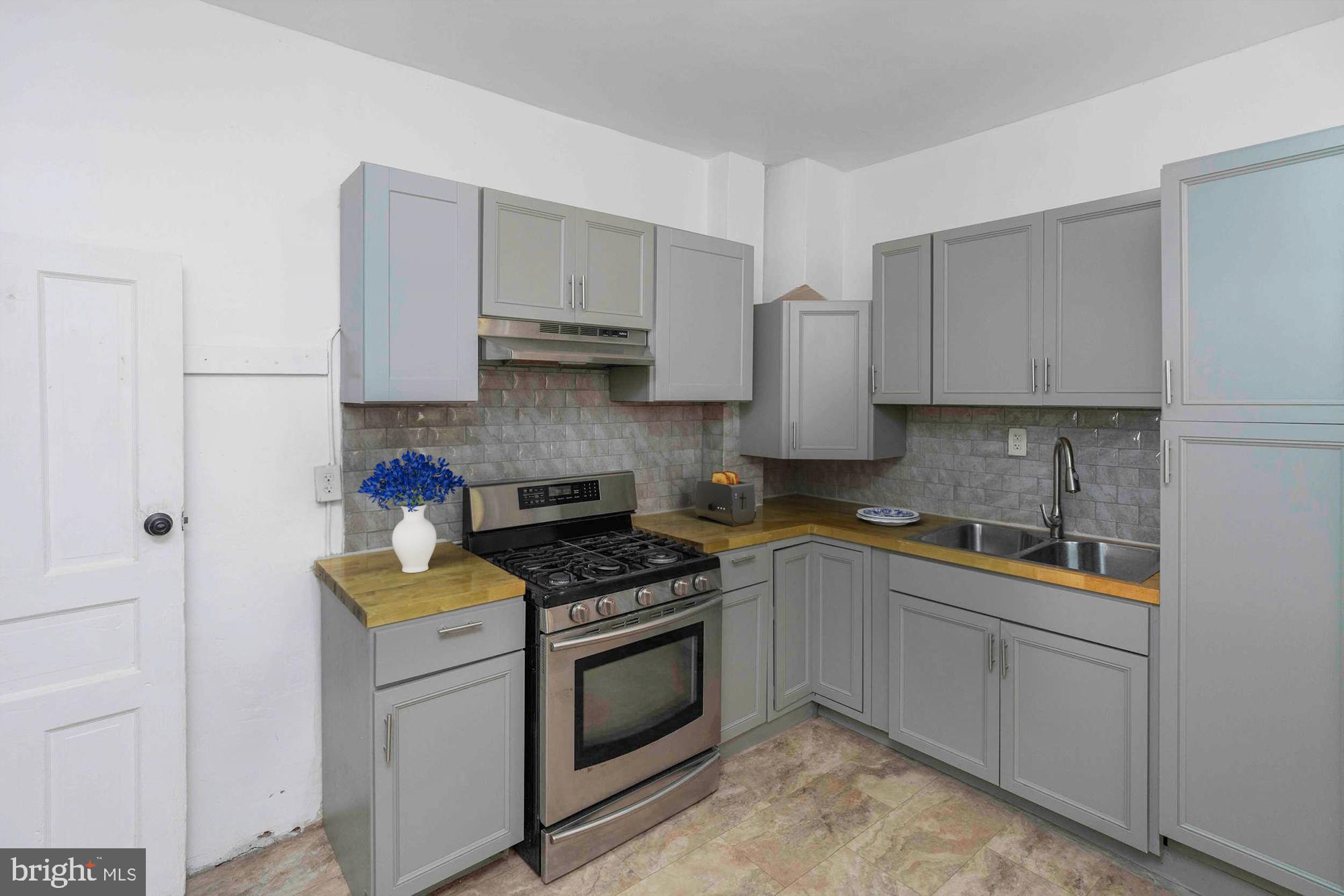 WEST PHILADELPHIA - Residential