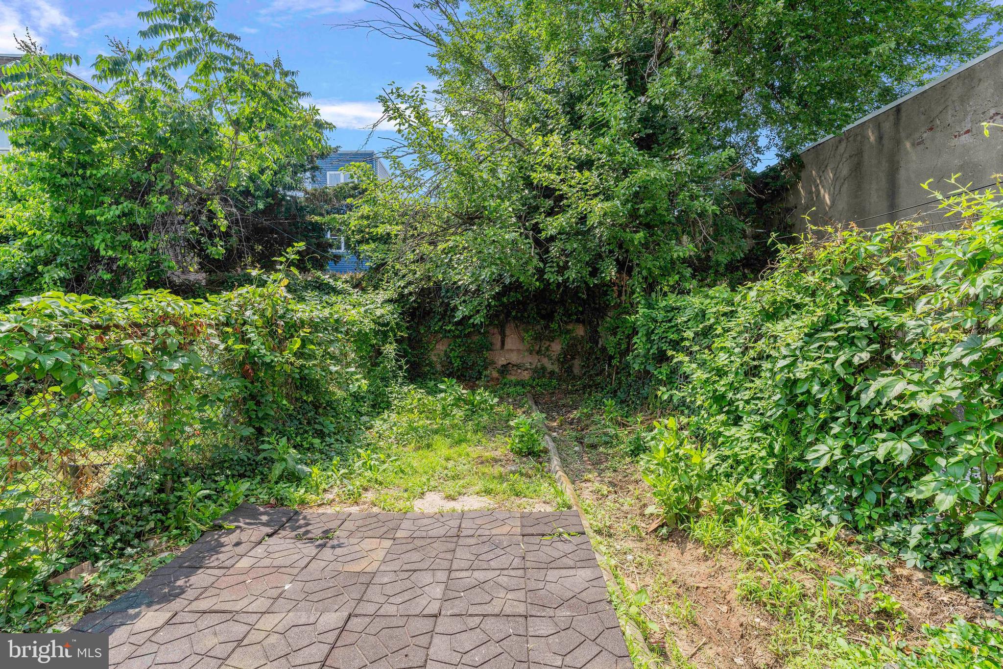 WEST PHILADELPHIA - Residential