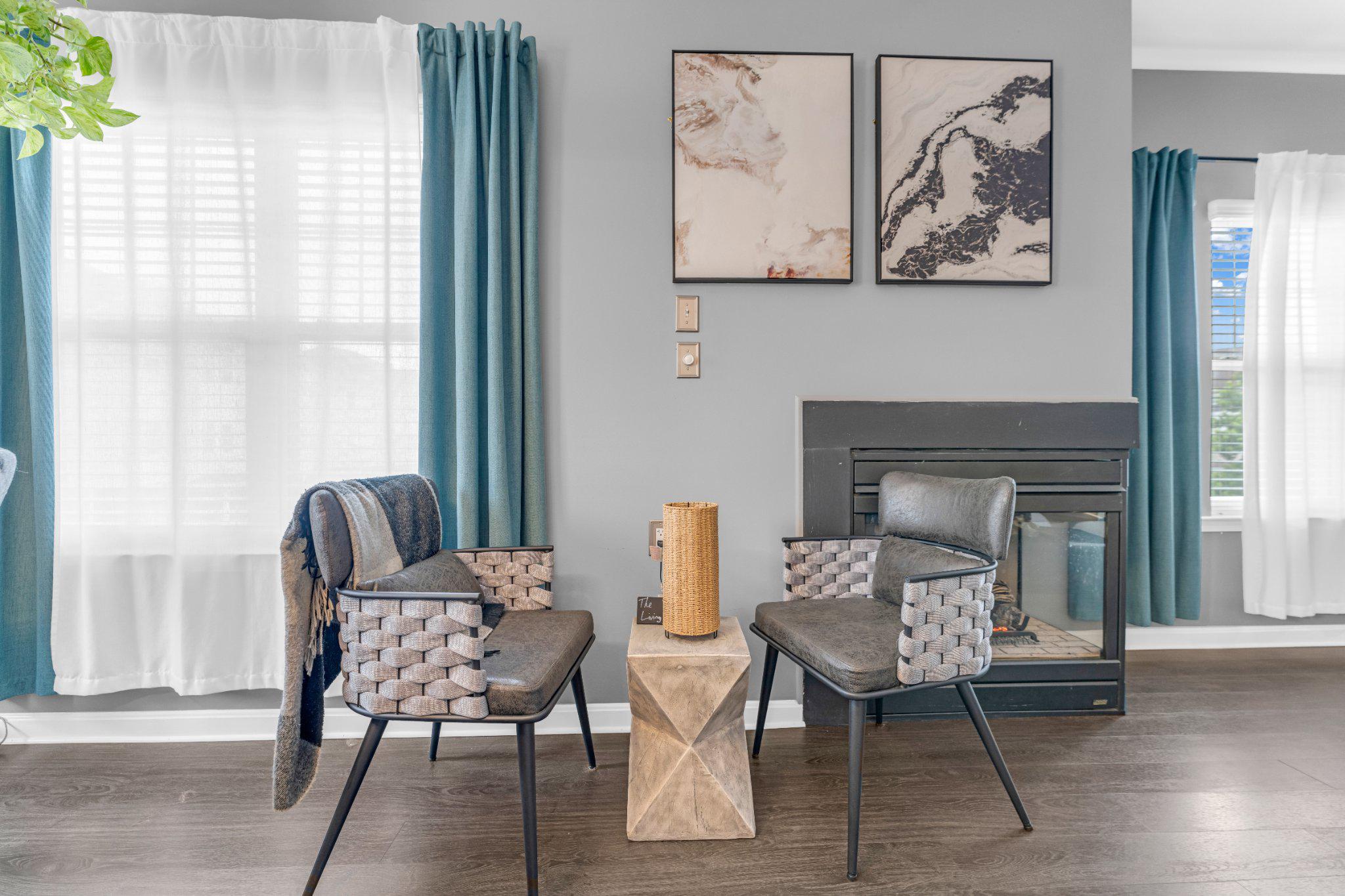 WINDSOR CROSSING - Residential