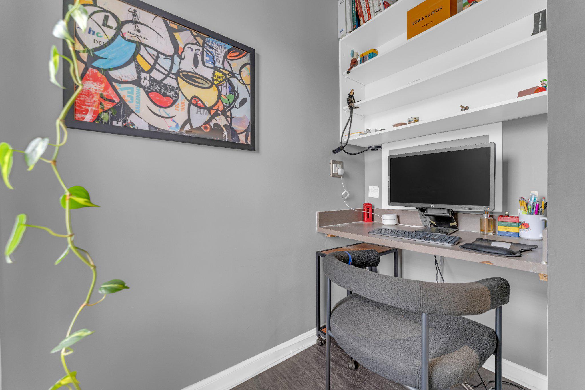 WINDSOR CROSSING - Residential