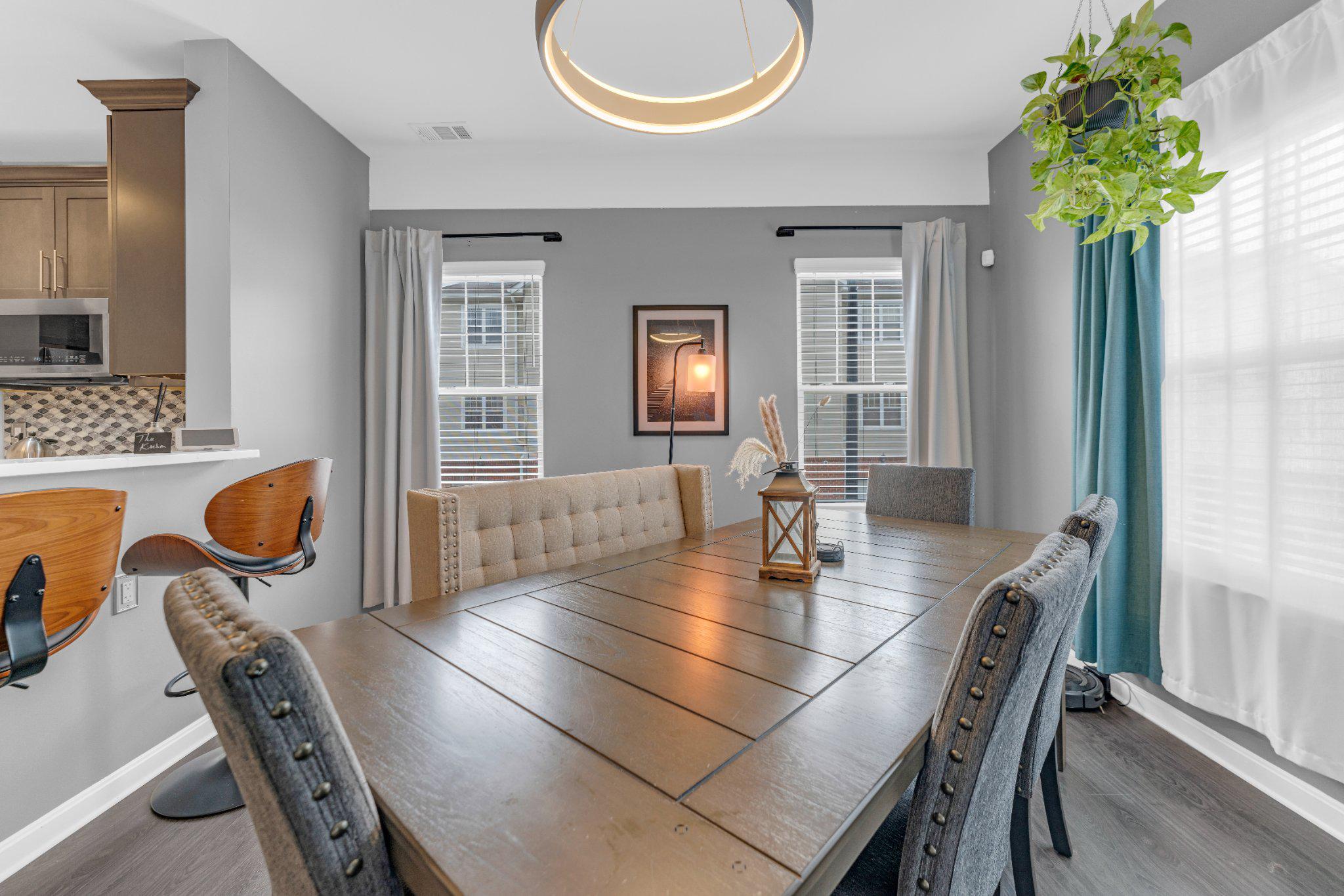 WINDSOR CROSSING - Residential