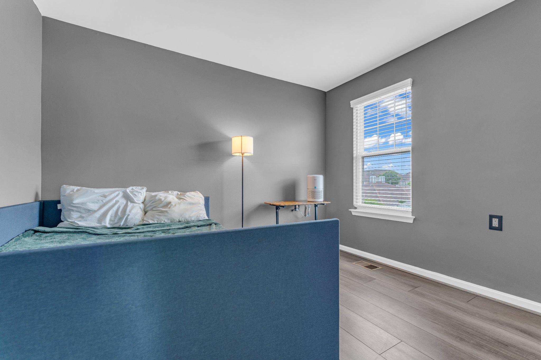 WINDSOR CROSSING - Residential