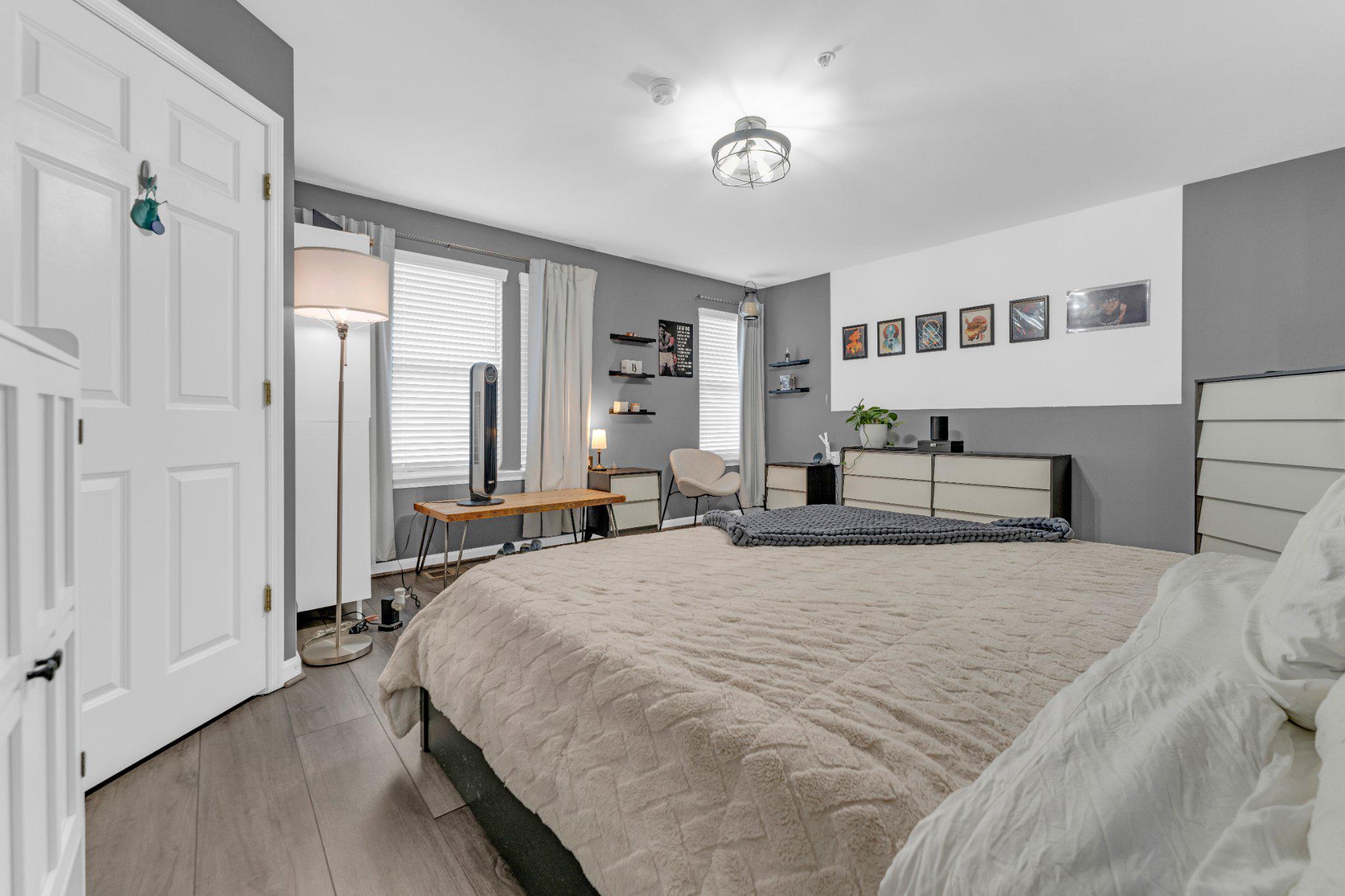 WINDSOR CROSSING - Residential