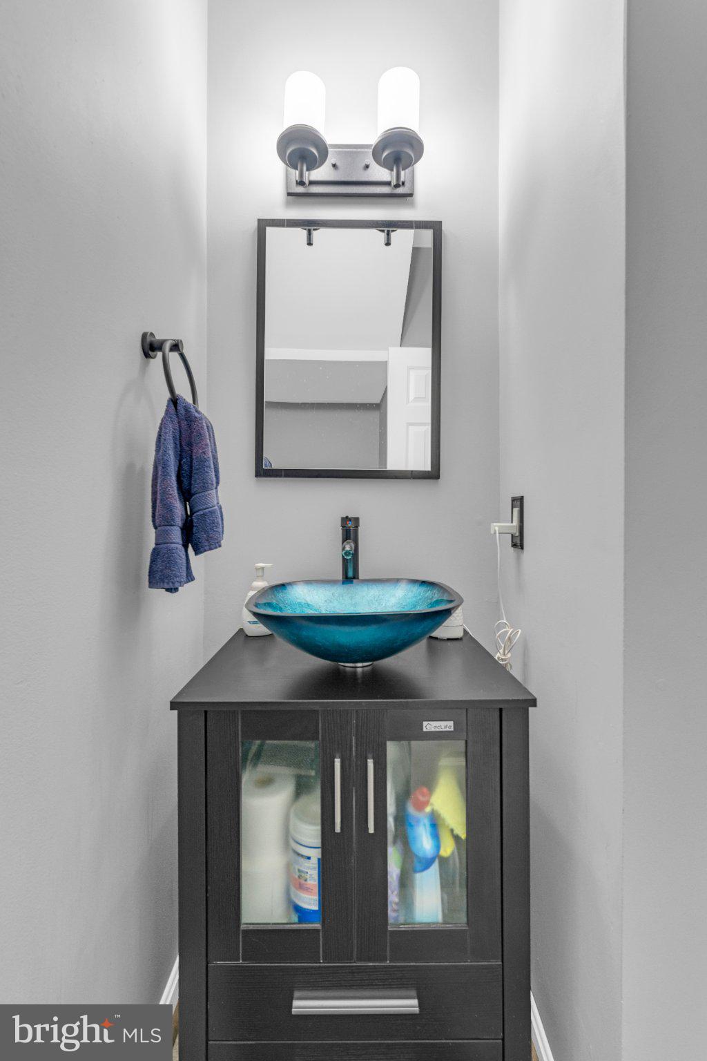 WINDSOR CROSSING - Residential