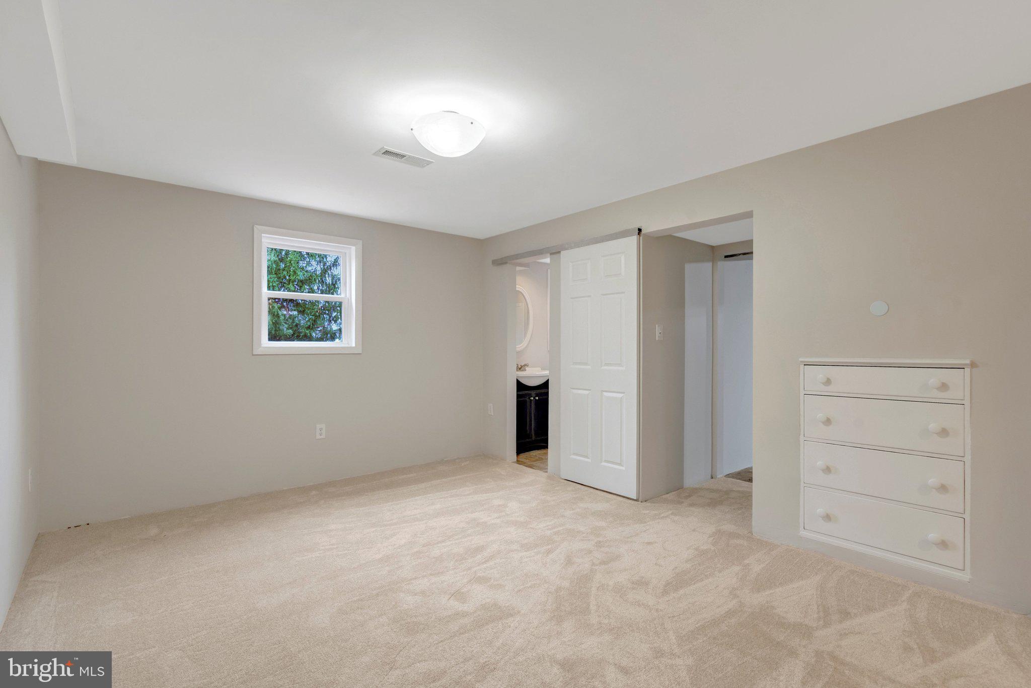 WARRENTON LAKES - Residential