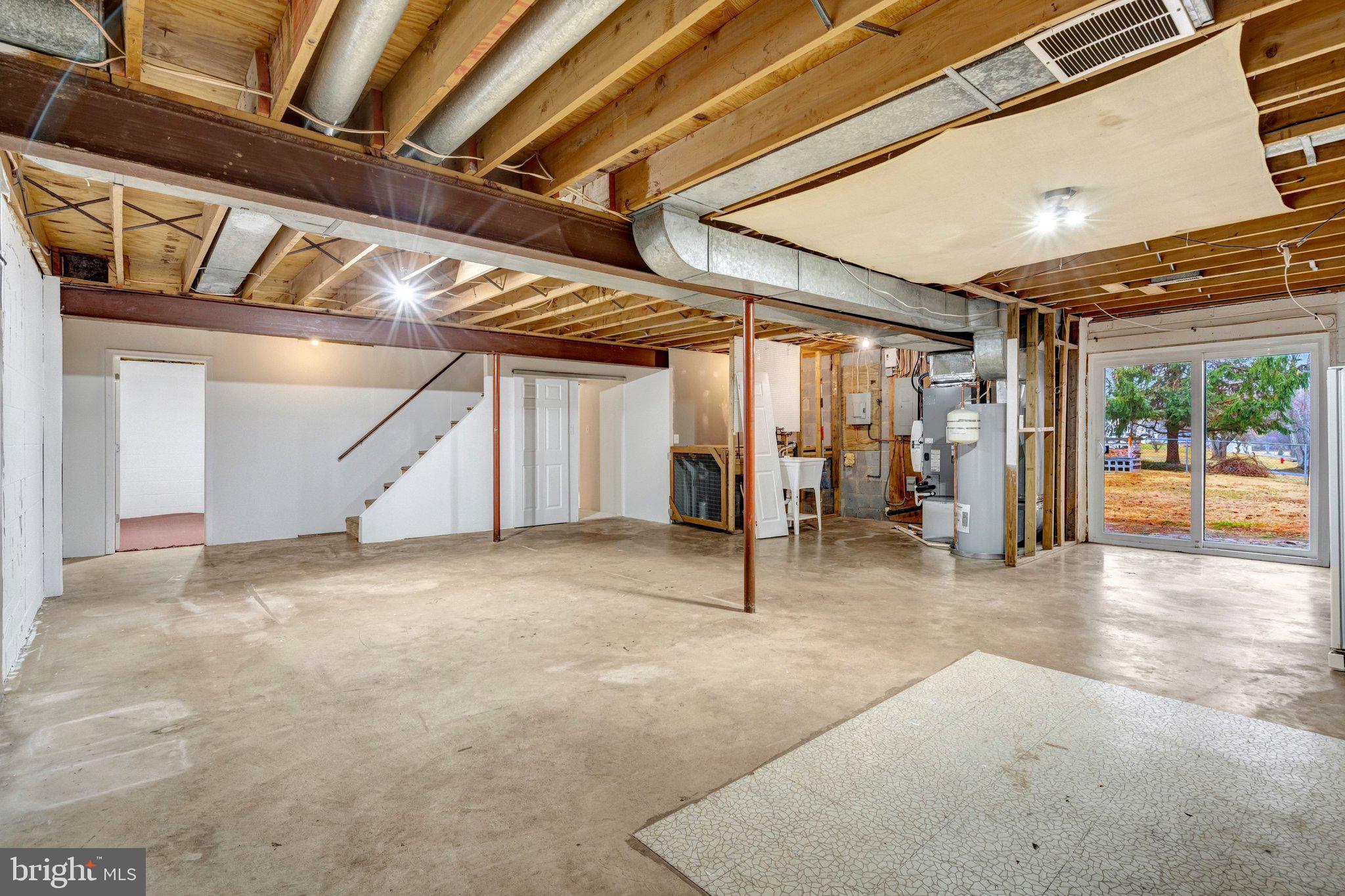 WARRENTON LAKES - Residential