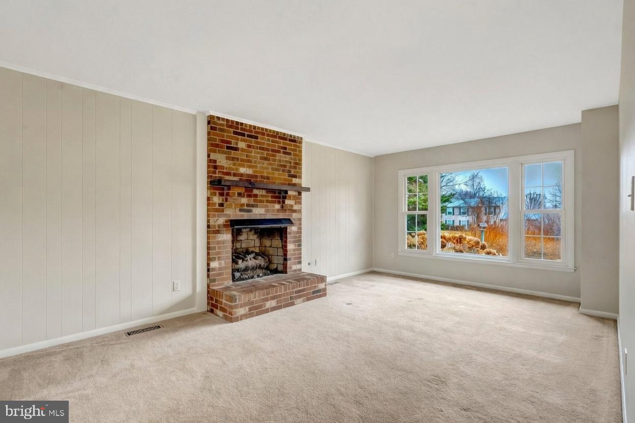 WARRENTON LAKES - Residential