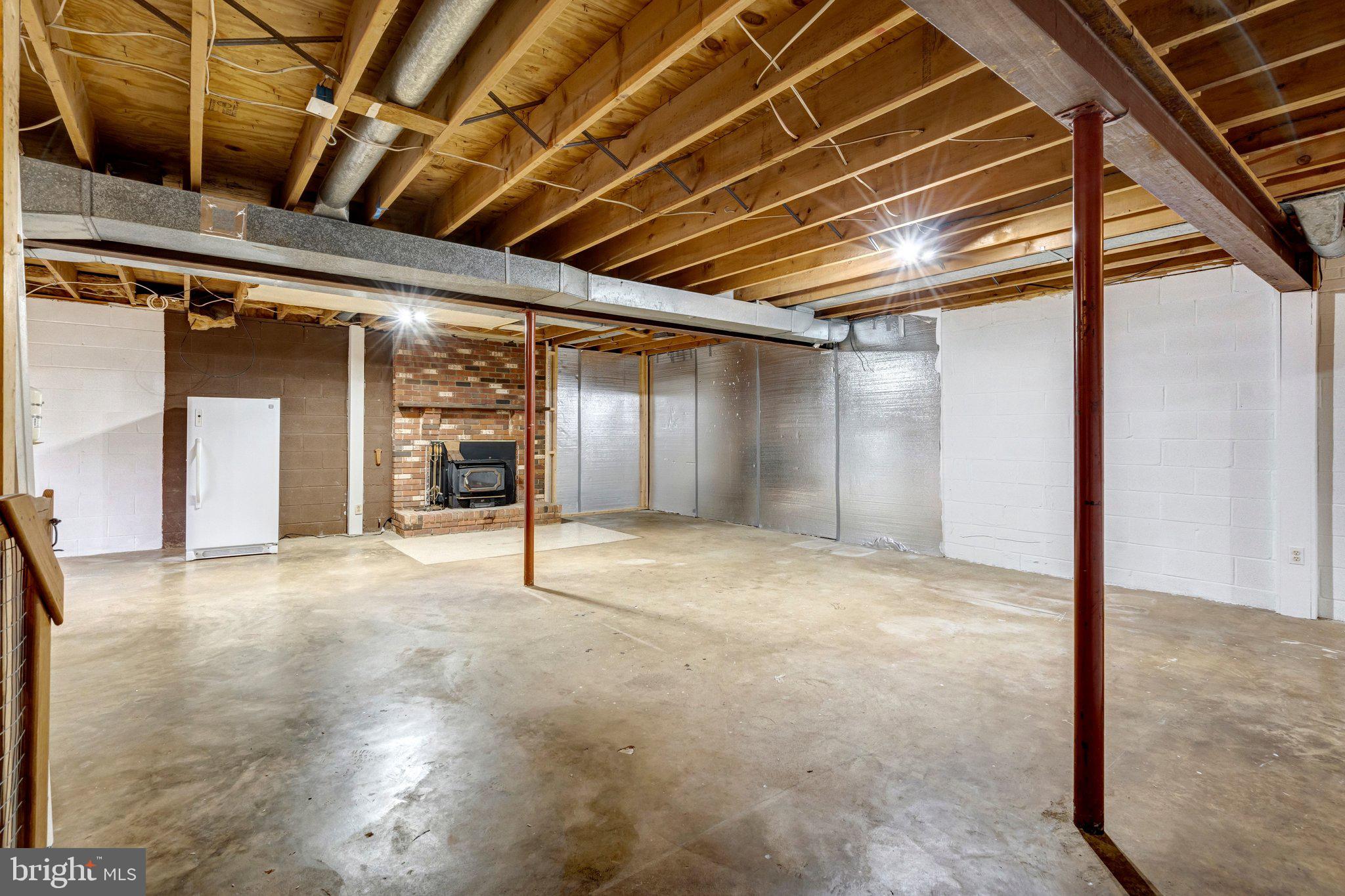 WARRENTON LAKES - Residential