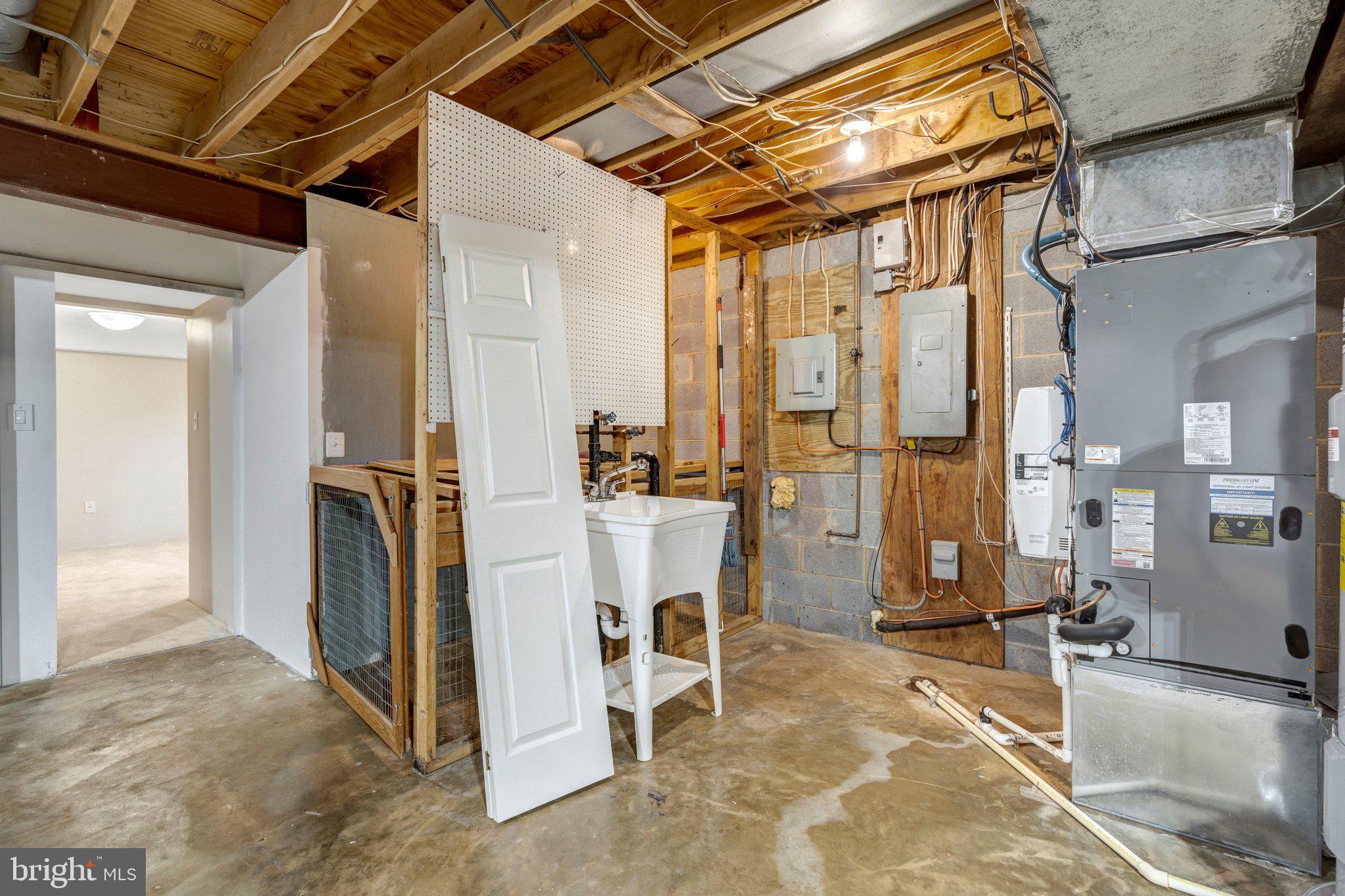 WARRENTON LAKES - Residential