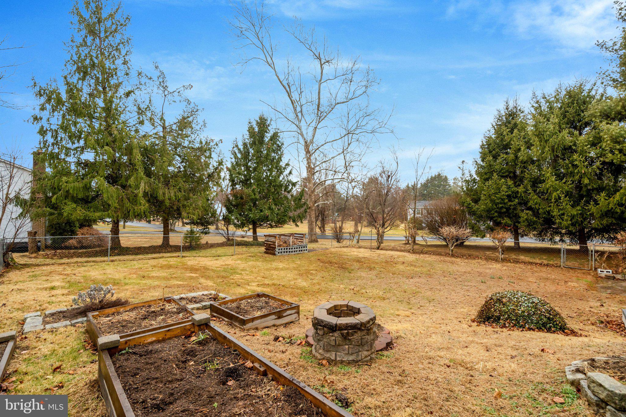 WARRENTON LAKES - Residential