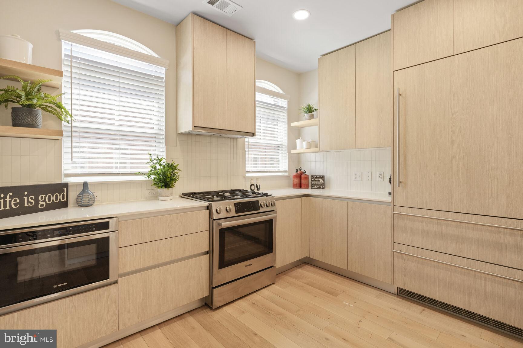 1309 E STREET SE 35