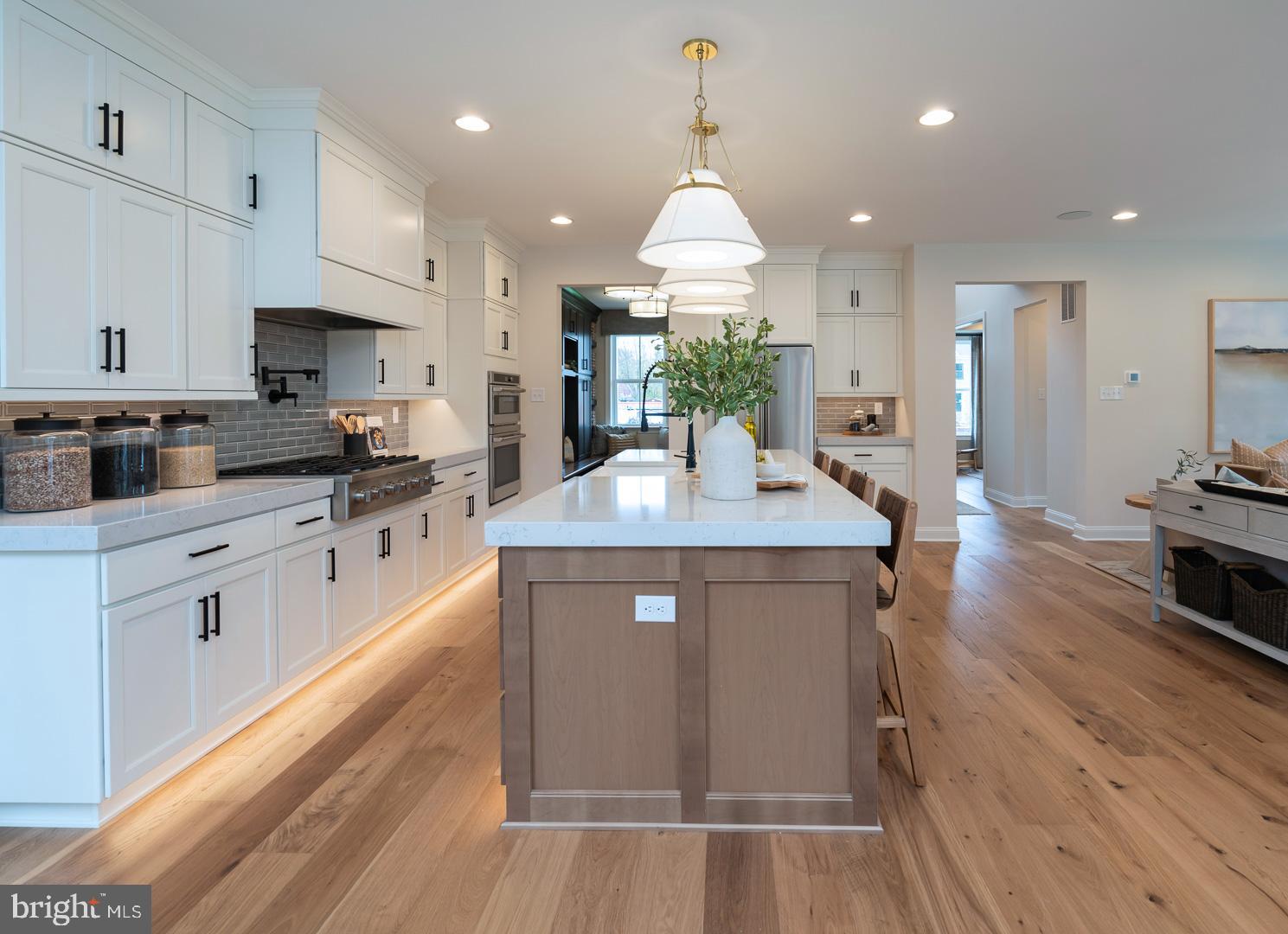 MAPLE RIDGE ESTATES - Residential