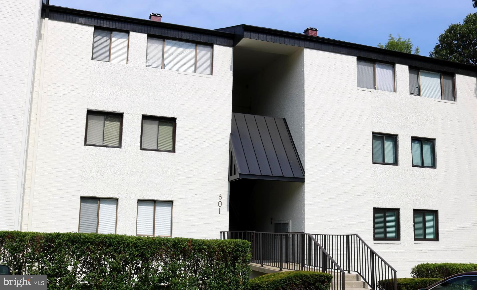 OAKLAND HILLS - Residential