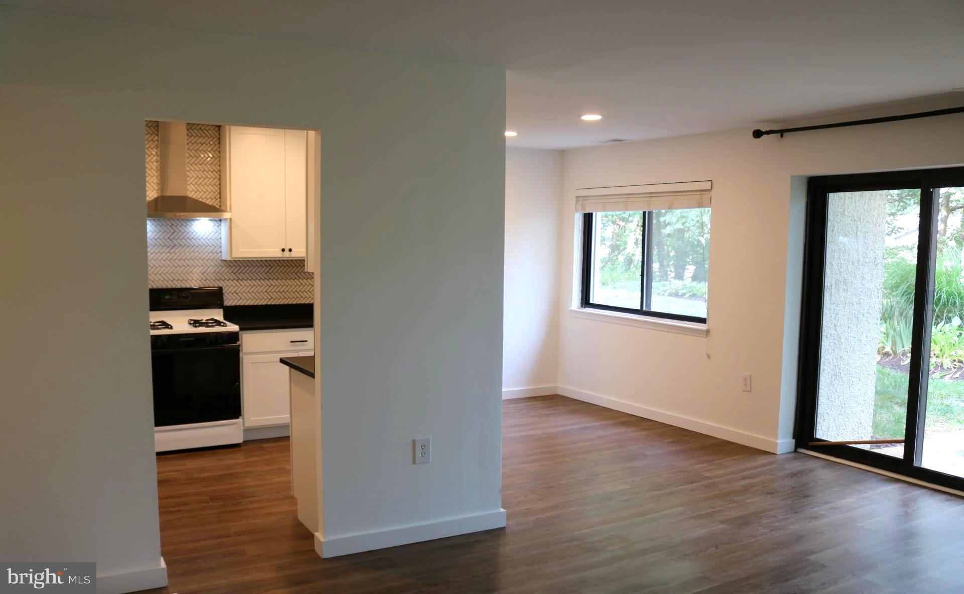 OAKLAND HILLS - Residential