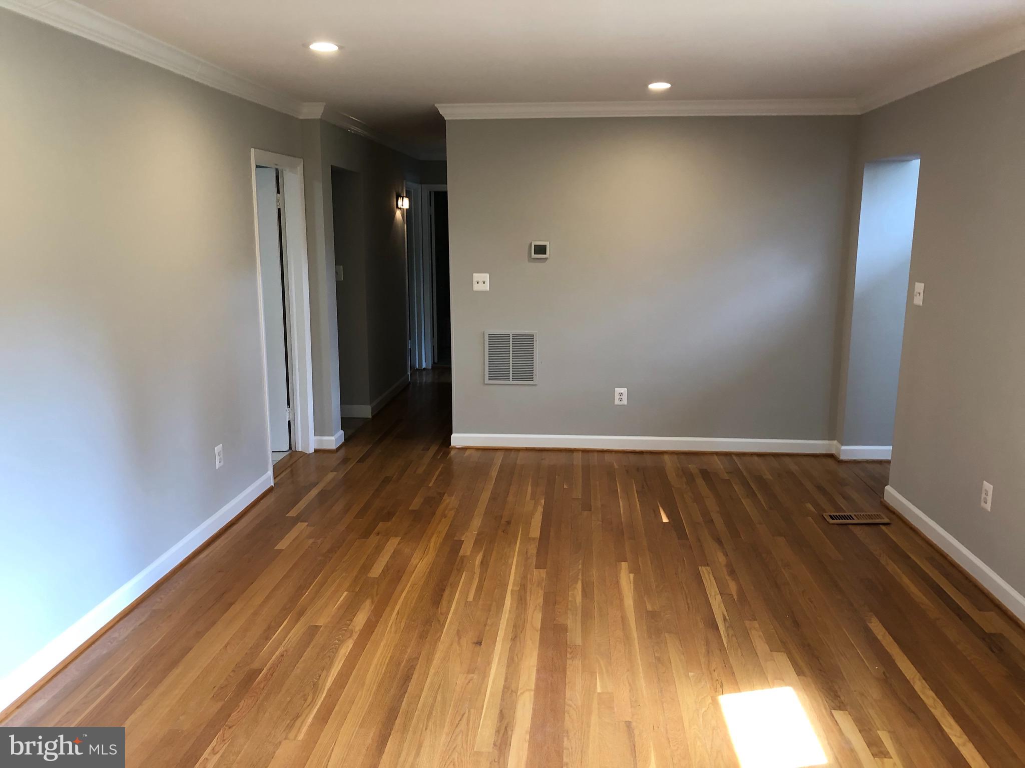 LORCOM LANE PARK - Residential Lease