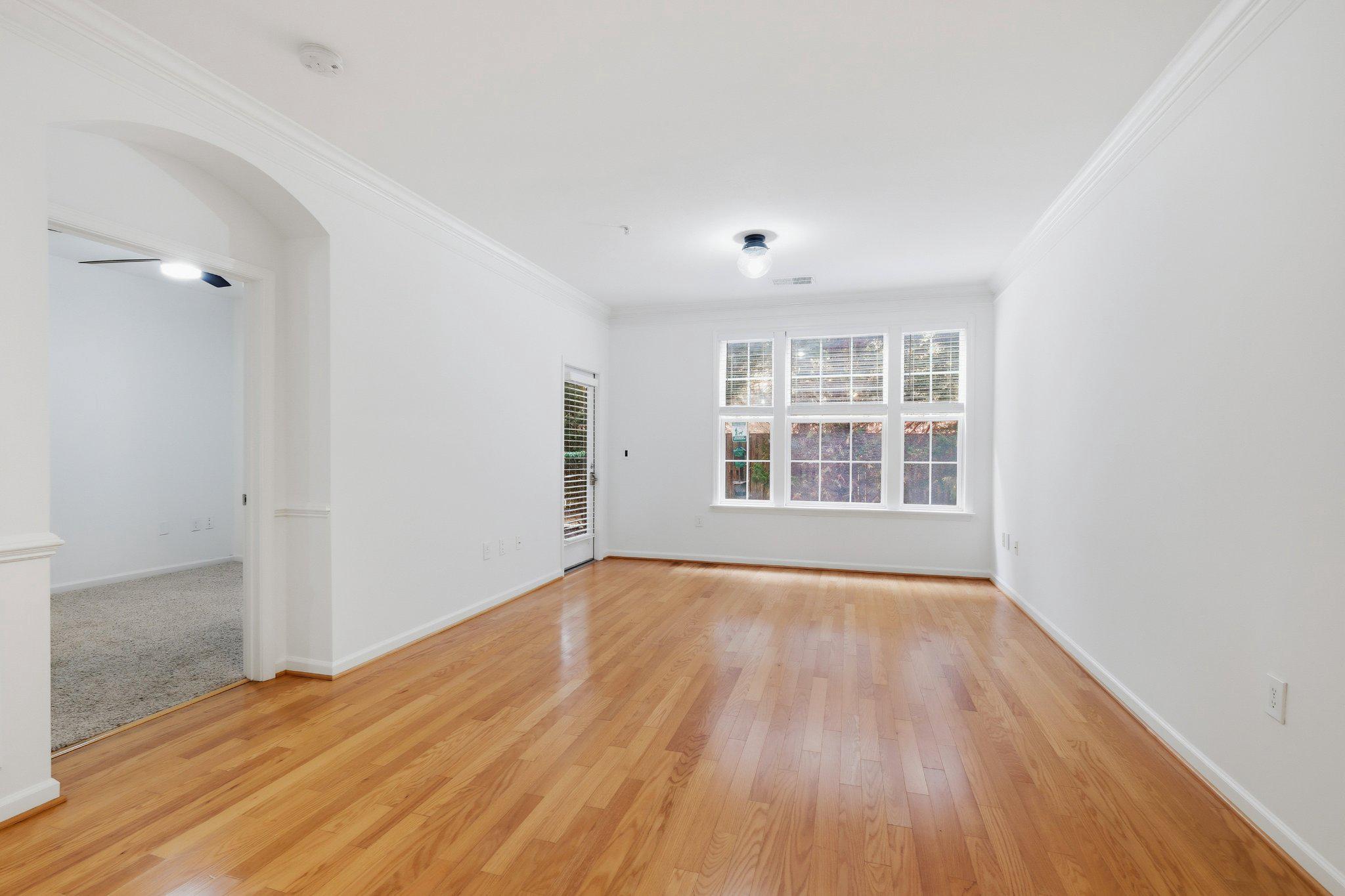 THE COLONNADE AT KENTLANDS - Residential