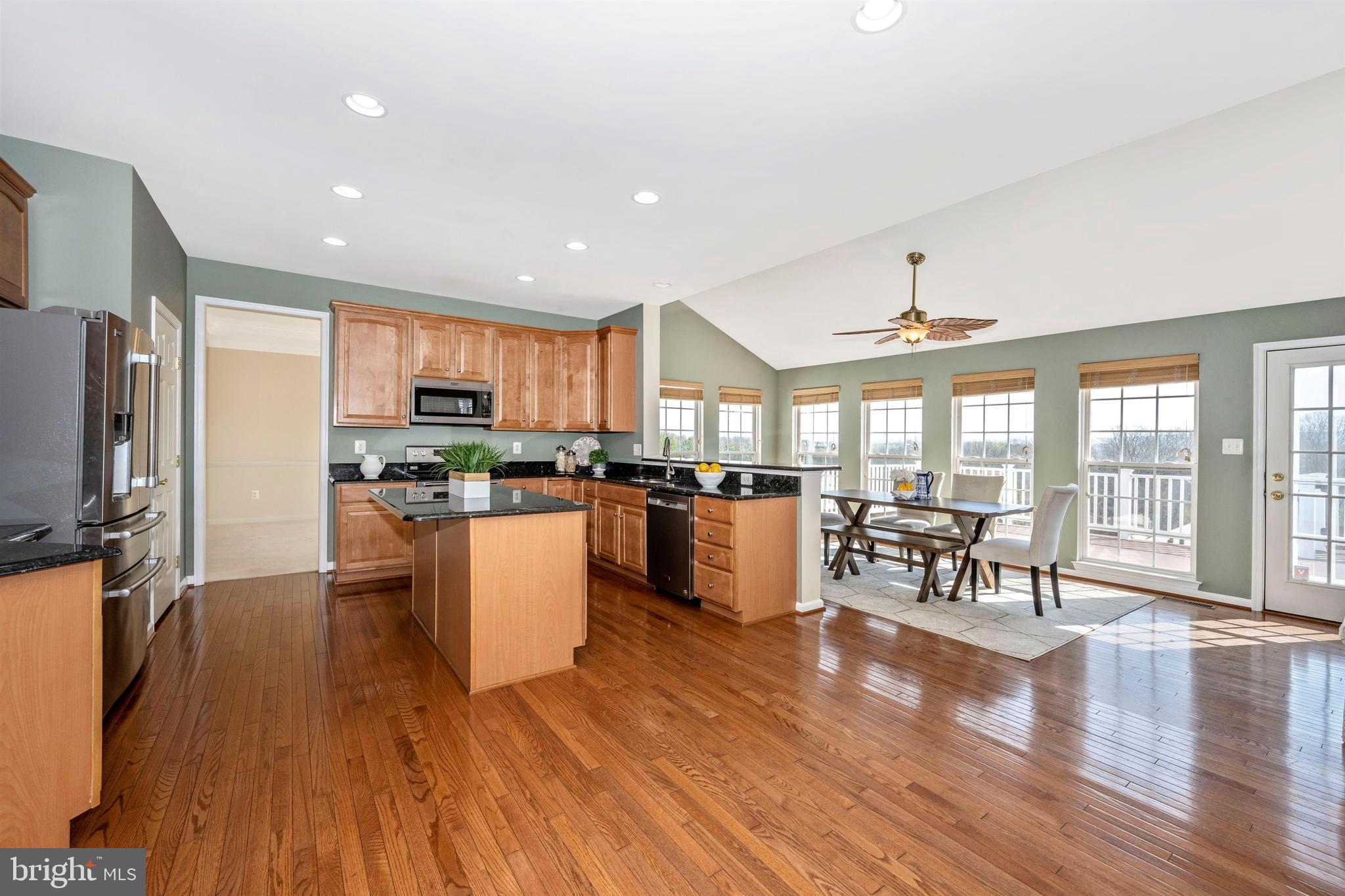 GALYN MANOR - Residential