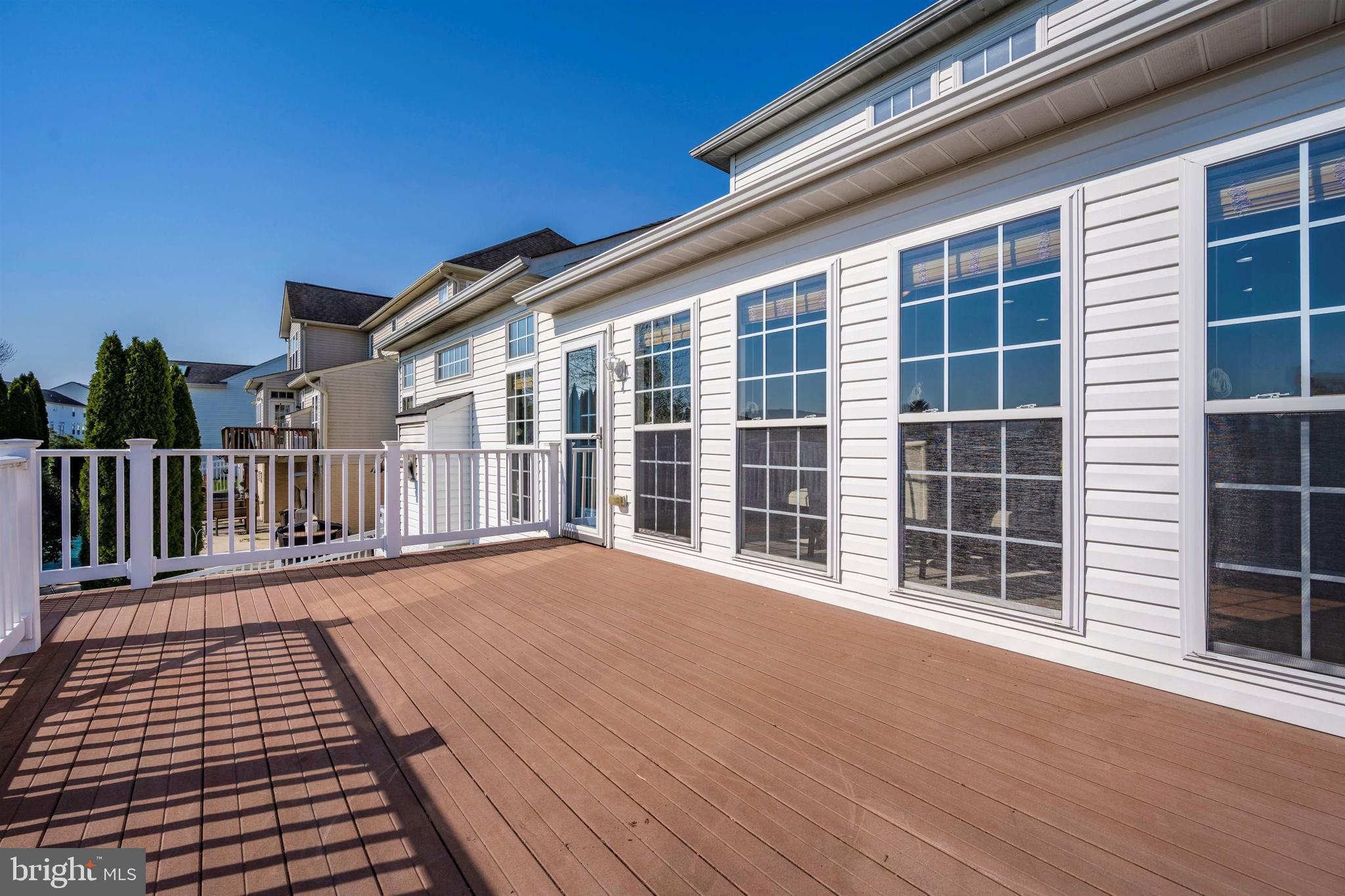 GALYN MANOR - Residential