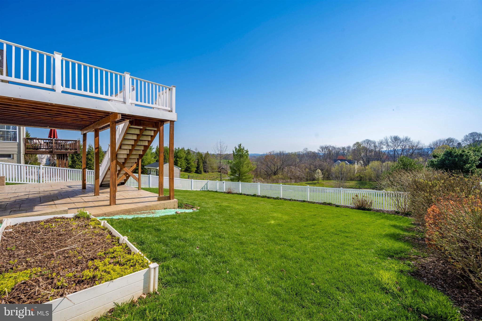 GALYN MANOR - Residential