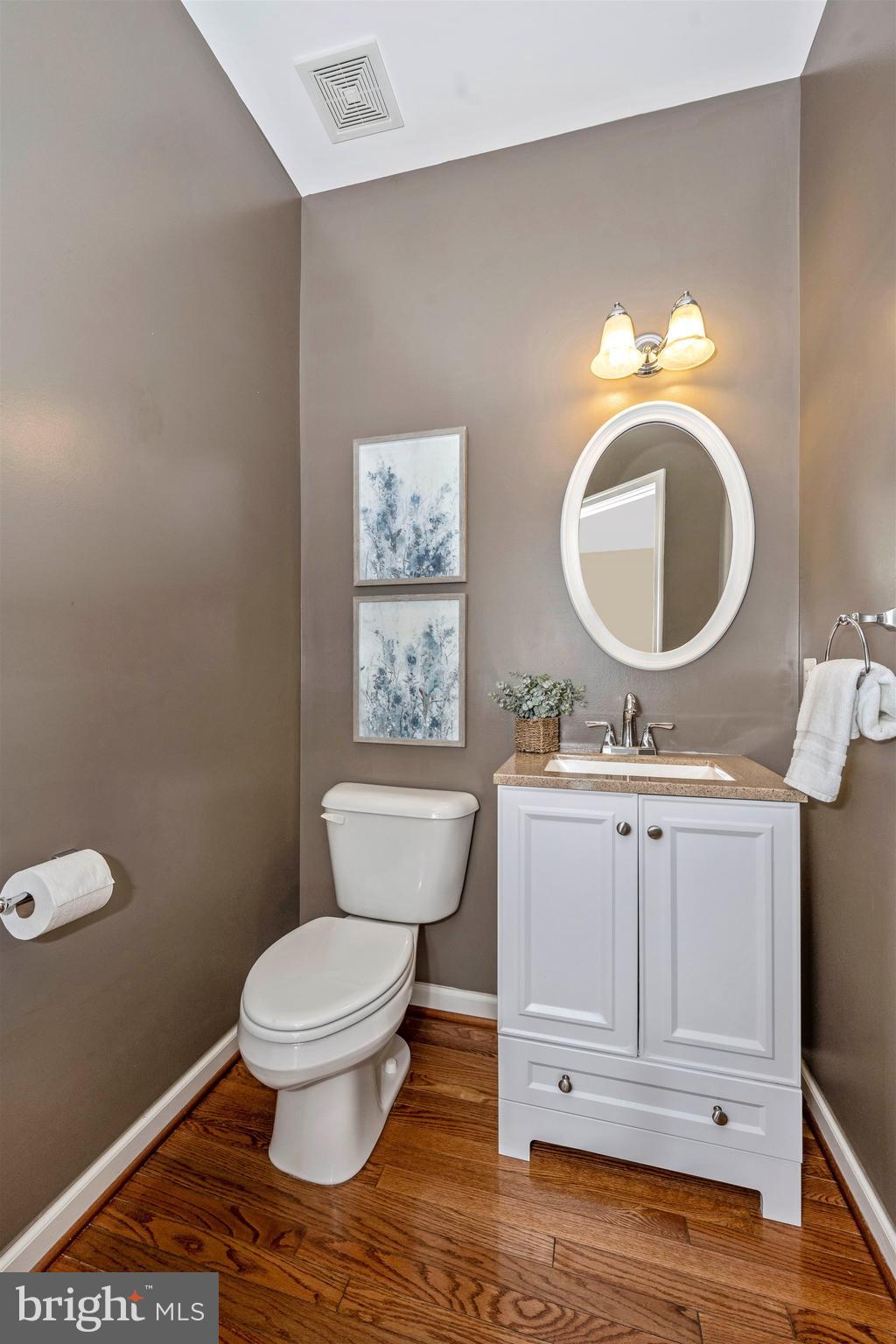 GALYN MANOR - Residential