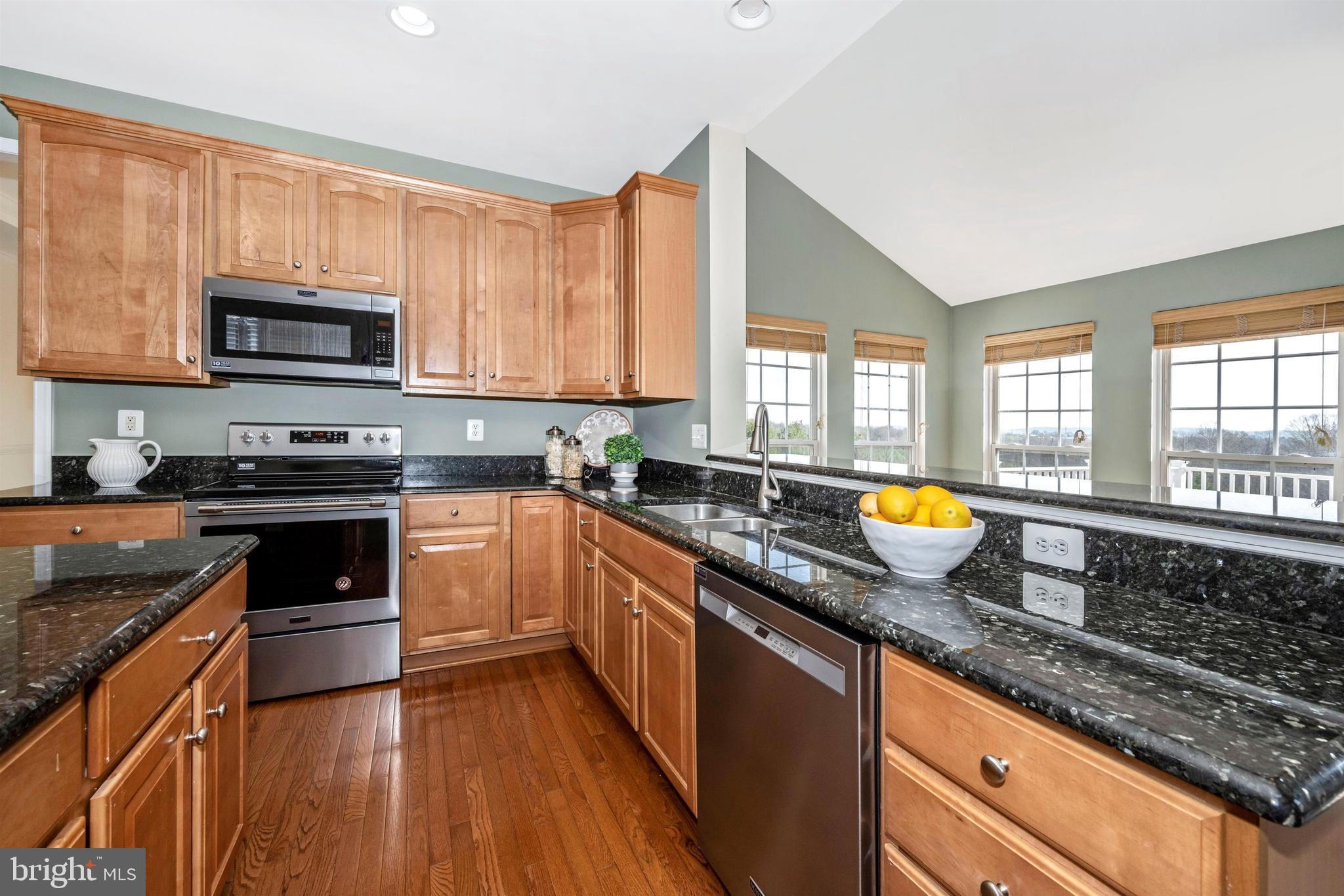 GALYN MANOR - Residential