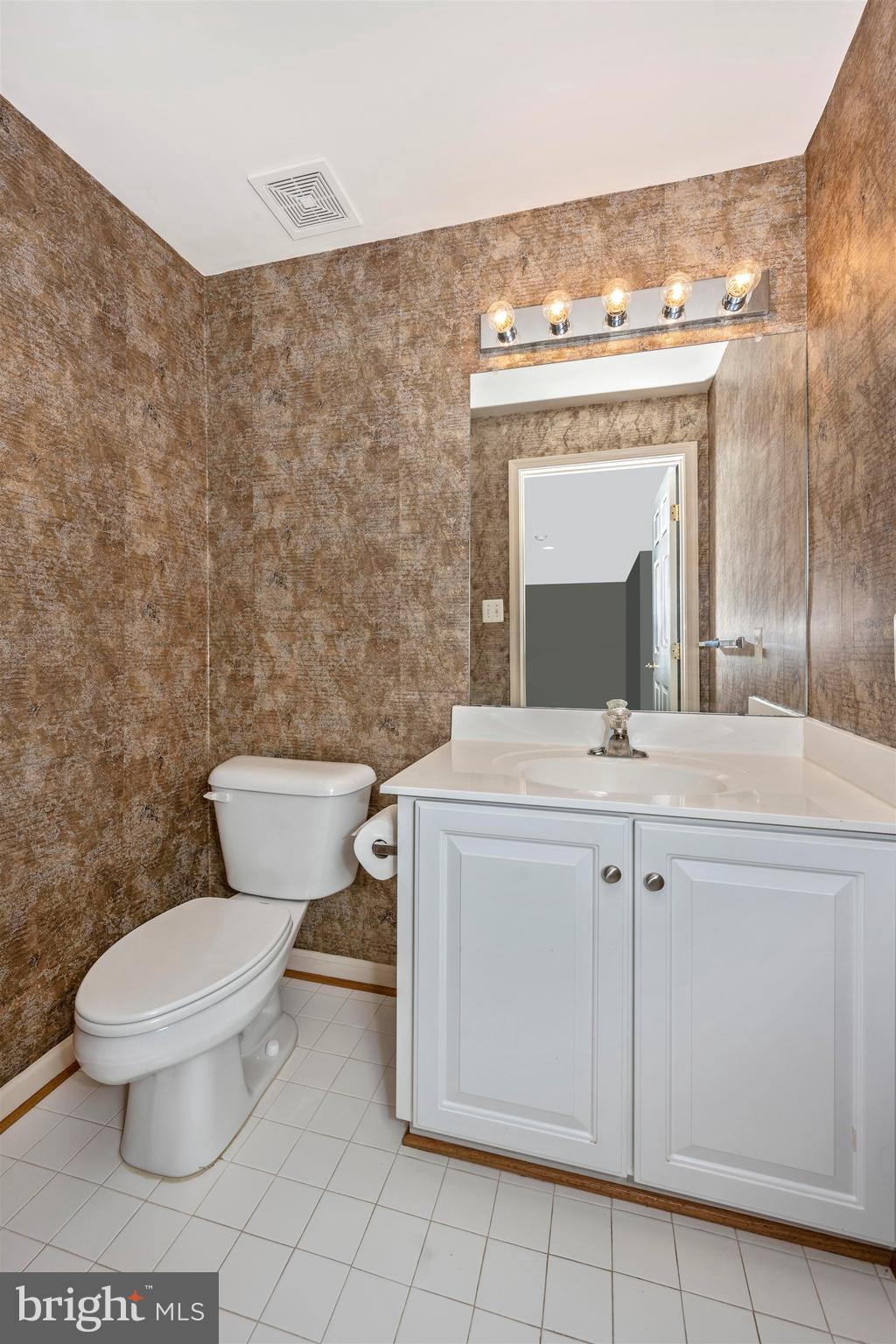 GALYN MANOR - Residential