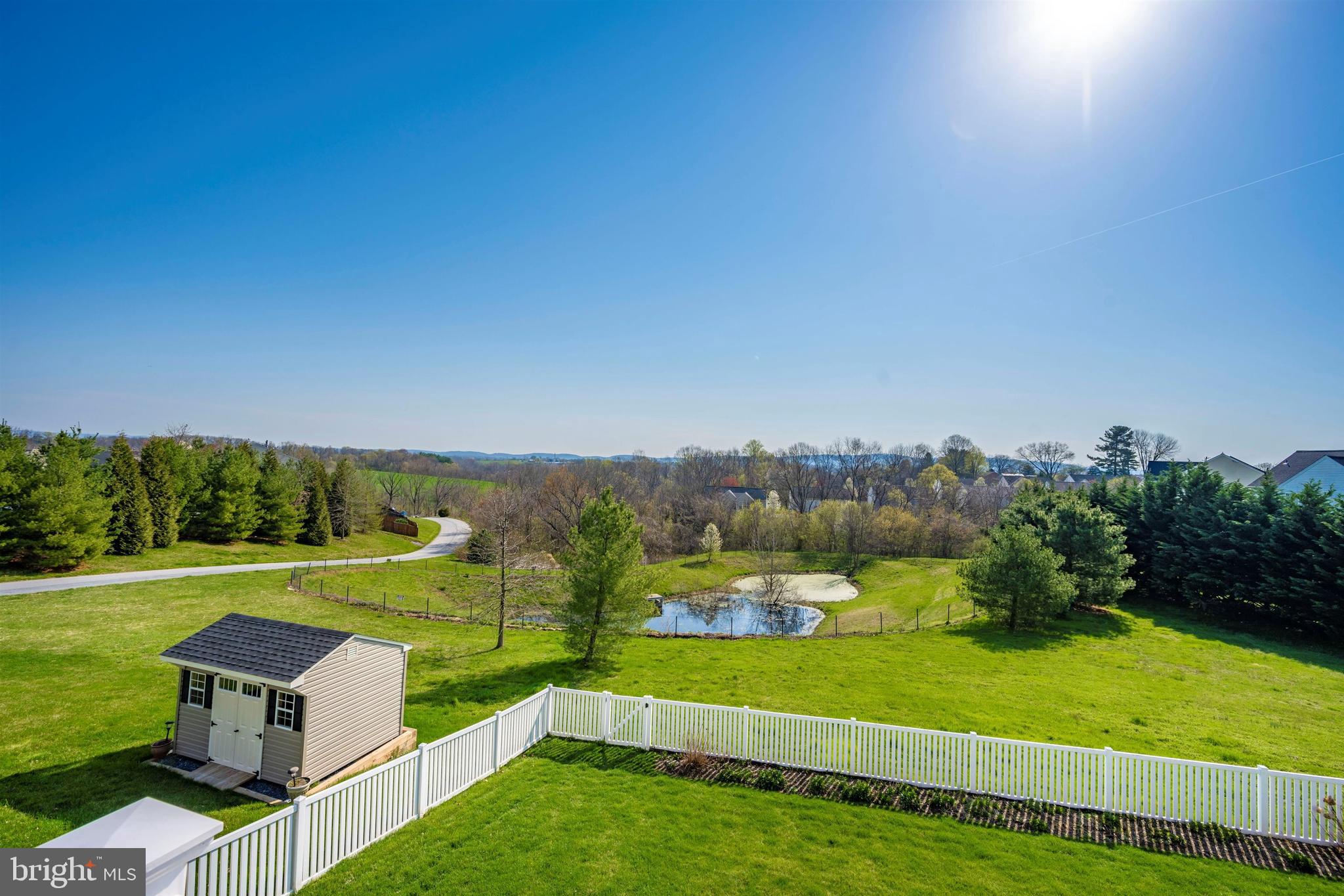 GALYN MANOR - Residential