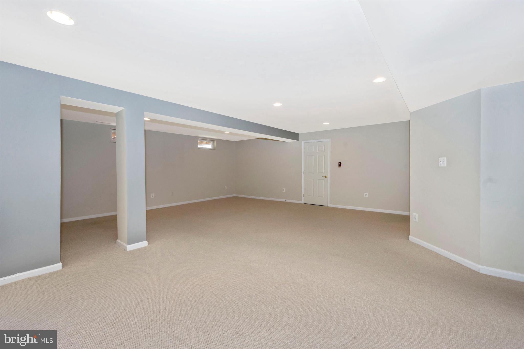 GALYN MANOR - Residential