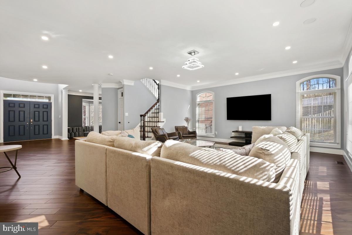 HIGHGROVE ESTATES - Residential Lease