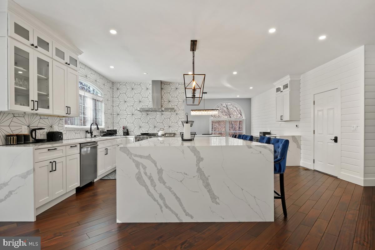 HIGHGROVE ESTATES - Residential Lease