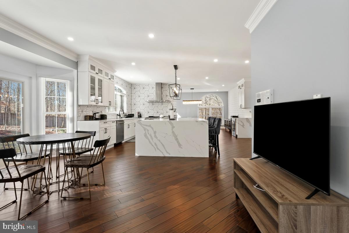 HIGHGROVE ESTATES - Residential Lease