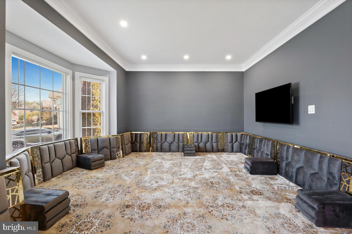 HIGHGROVE ESTATES - Residential Lease