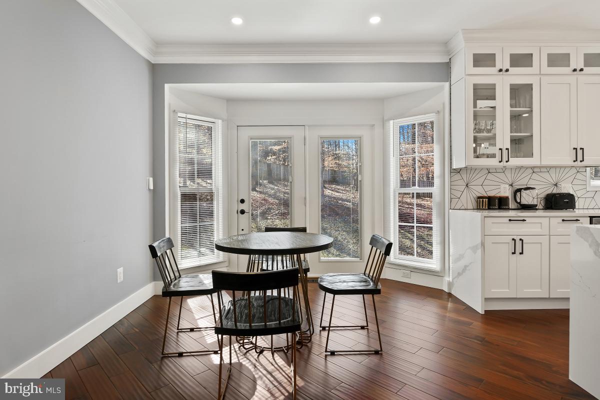 HIGHGROVE ESTATES - Residential Lease