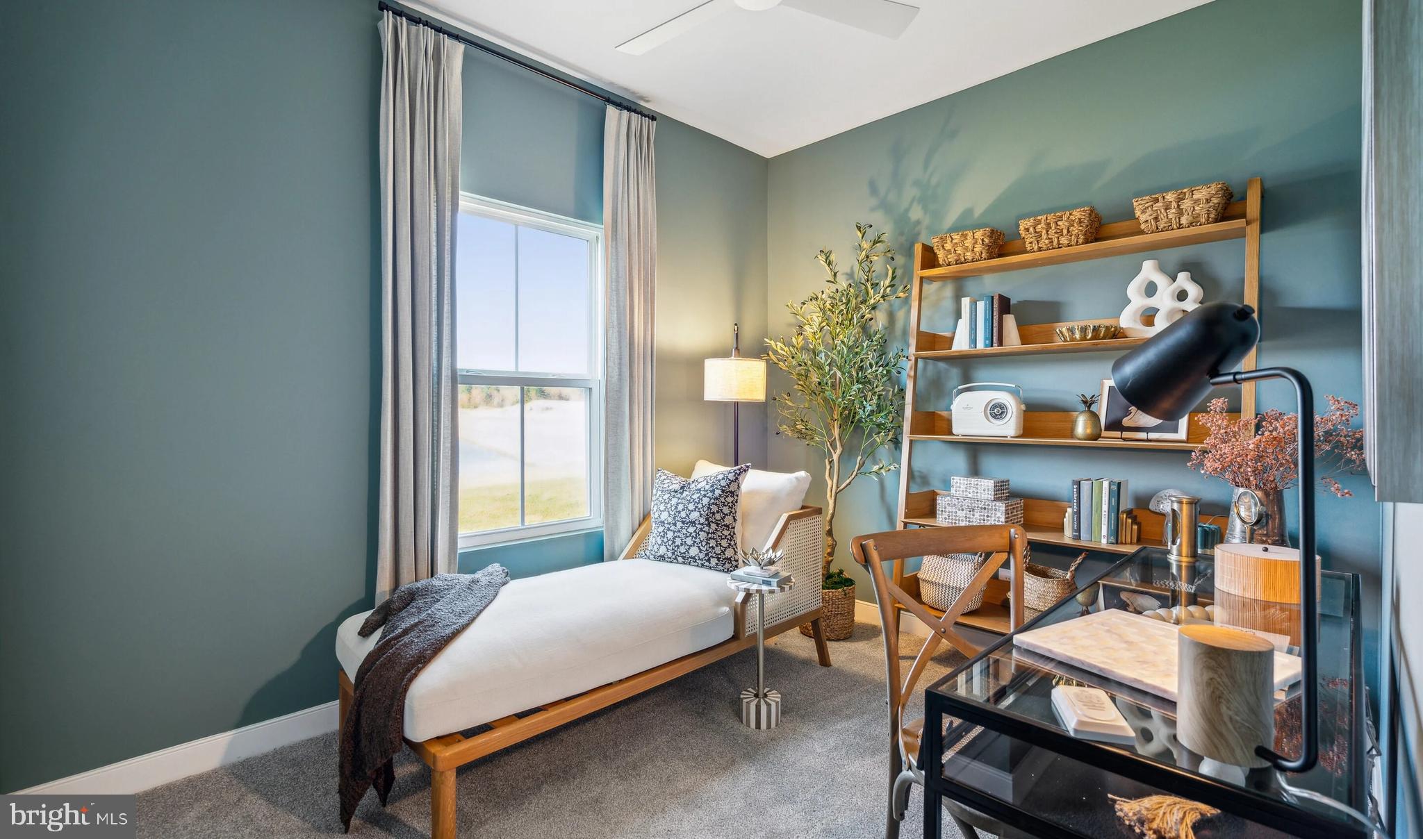 HUNTWELL WEST - Residential