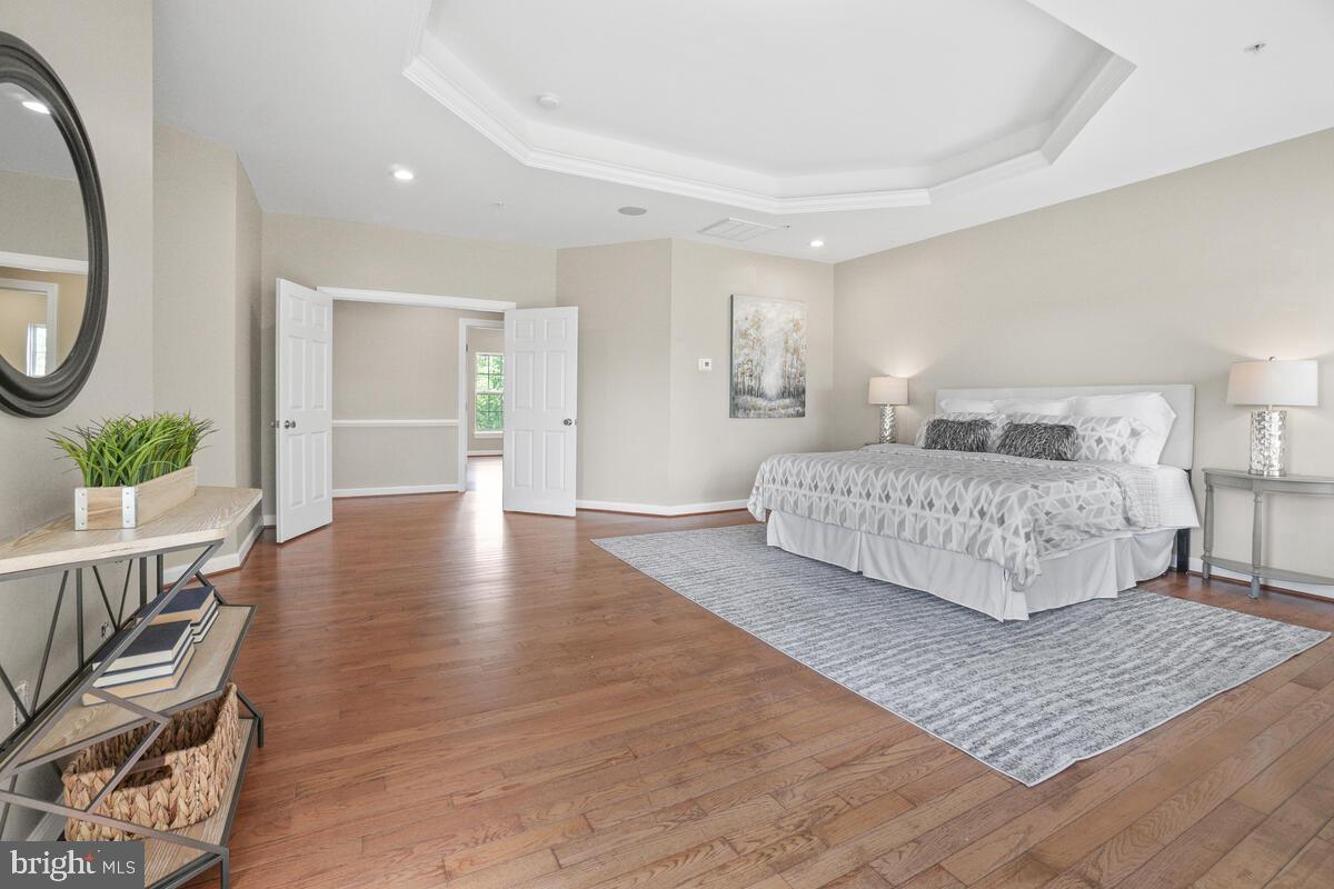 THE WARFIELDS II - Residential