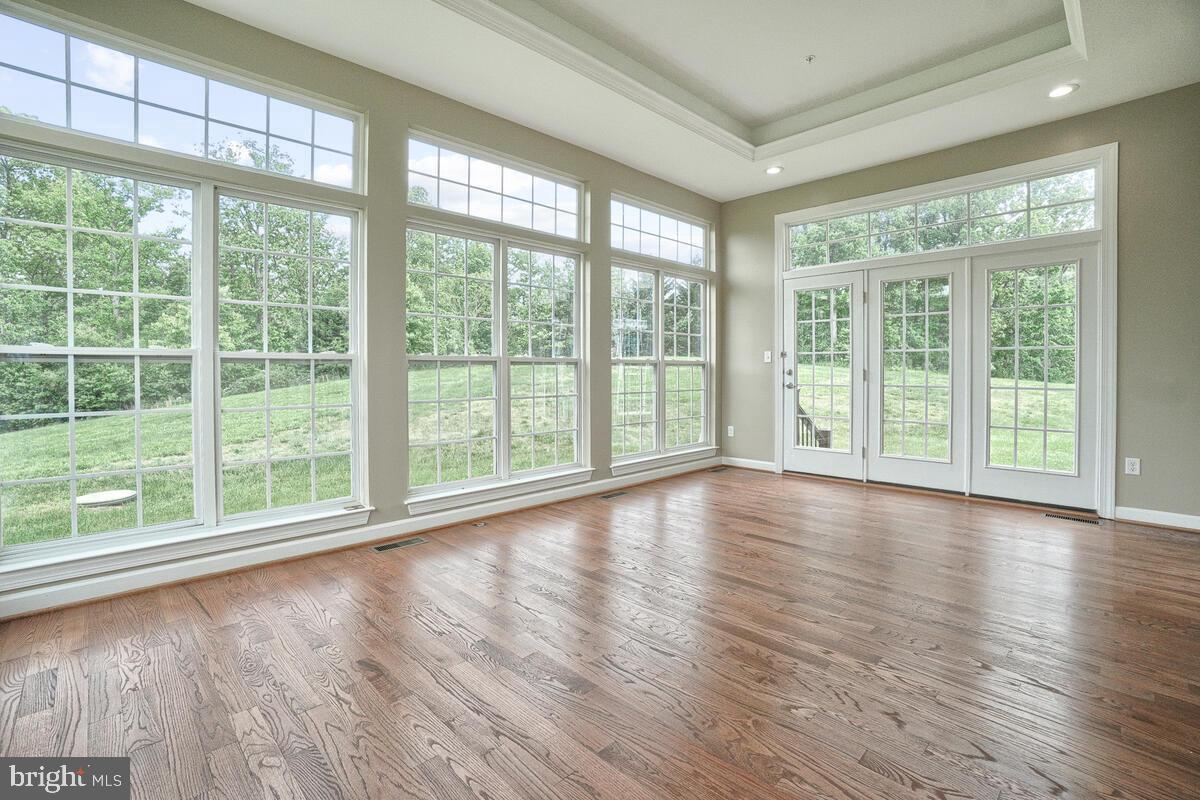 THE WARFIELDS II - Residential