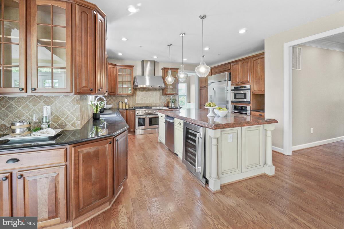 THE WARFIELDS II - Residential