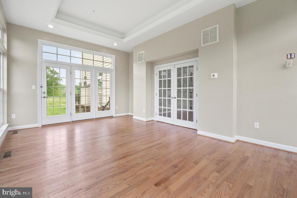 THE WARFIELDS II - Residential