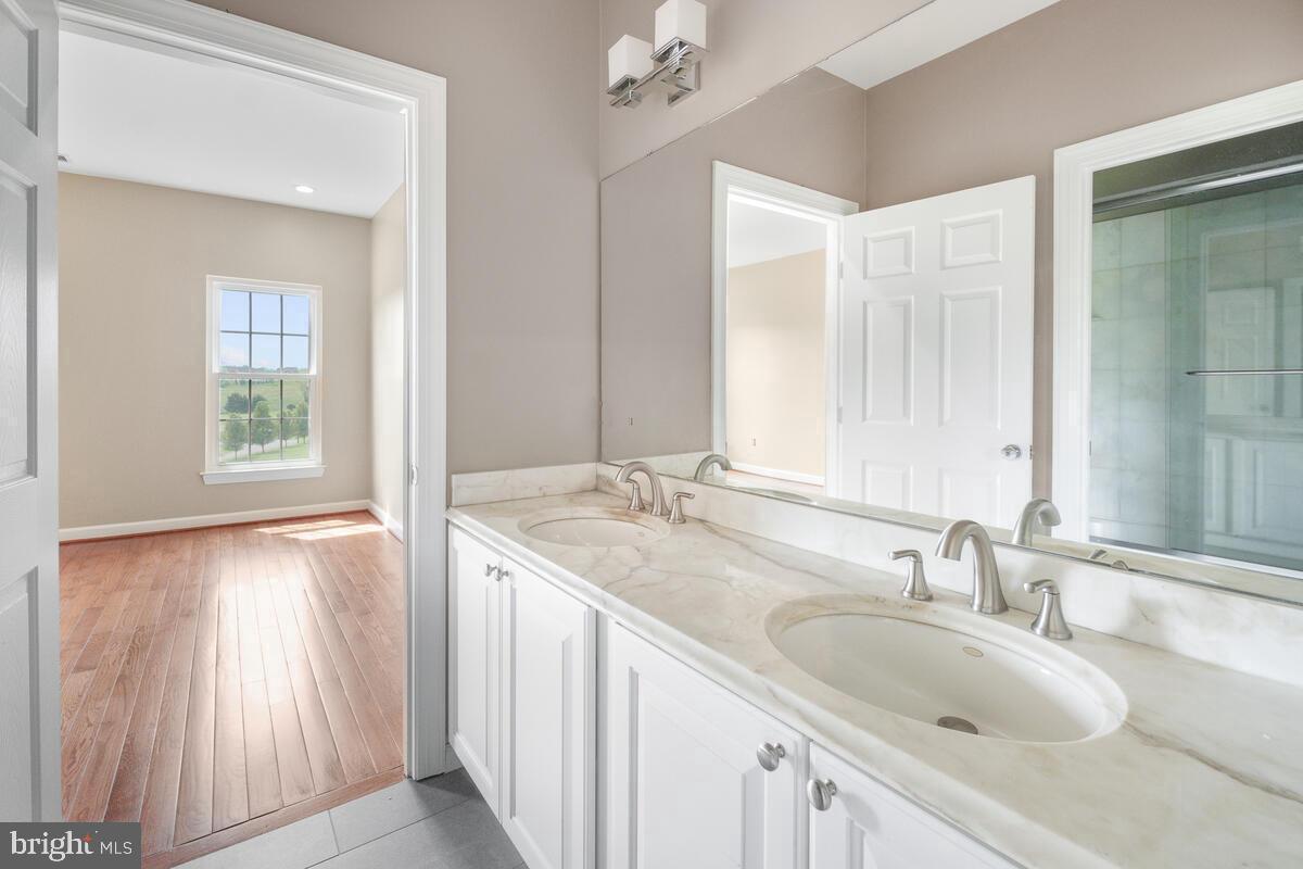 THE WARFIELDS II - Residential