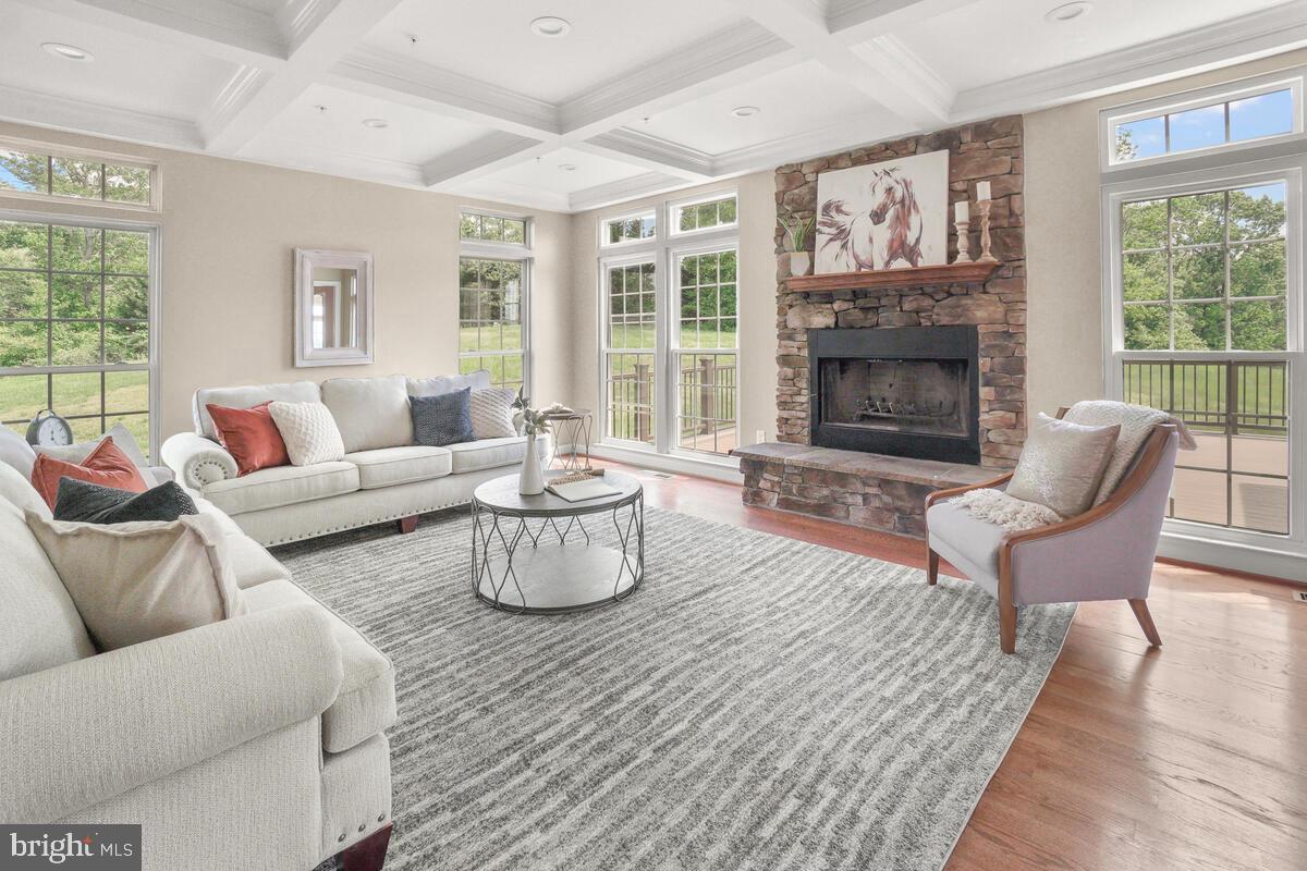 THE WARFIELDS II - Residential