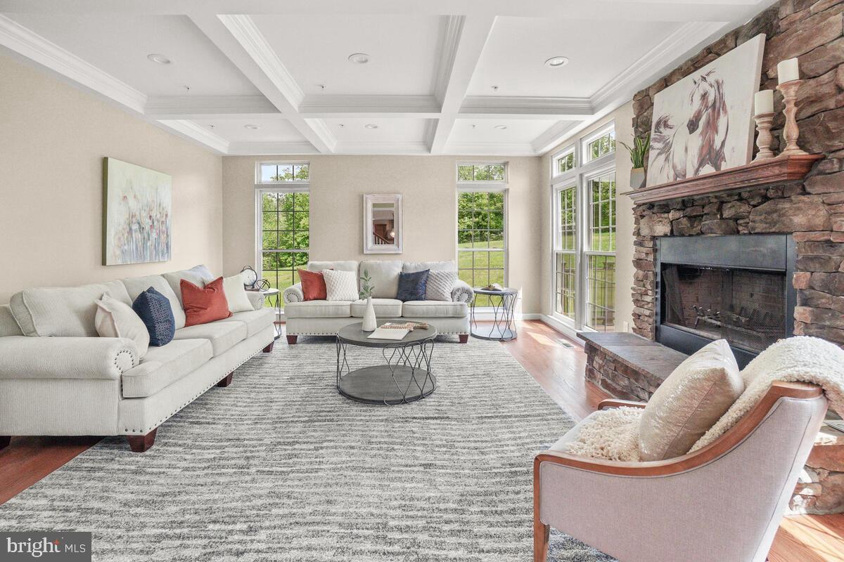 THE WARFIELDS II - Residential