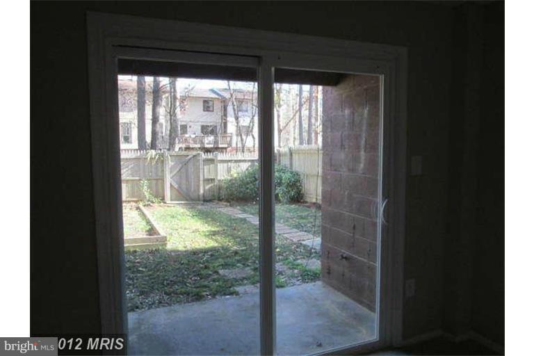 LAKE RIDGE - Residential Lease