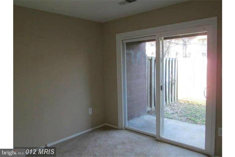 LAKE RIDGE - Residential Lease