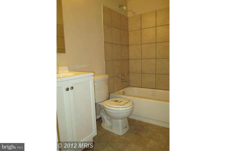 LAKE RIDGE - Residential Lease